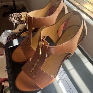 Michael Kors Brown Heels Classic Design